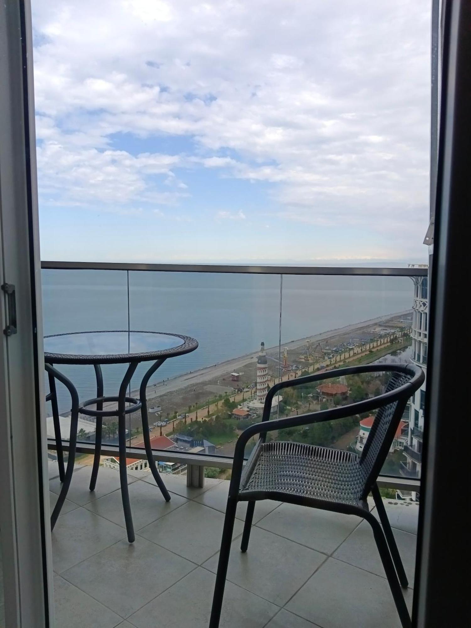 Orbi Sea Towers-Sea View Appartement Batoemi Buitenkant foto